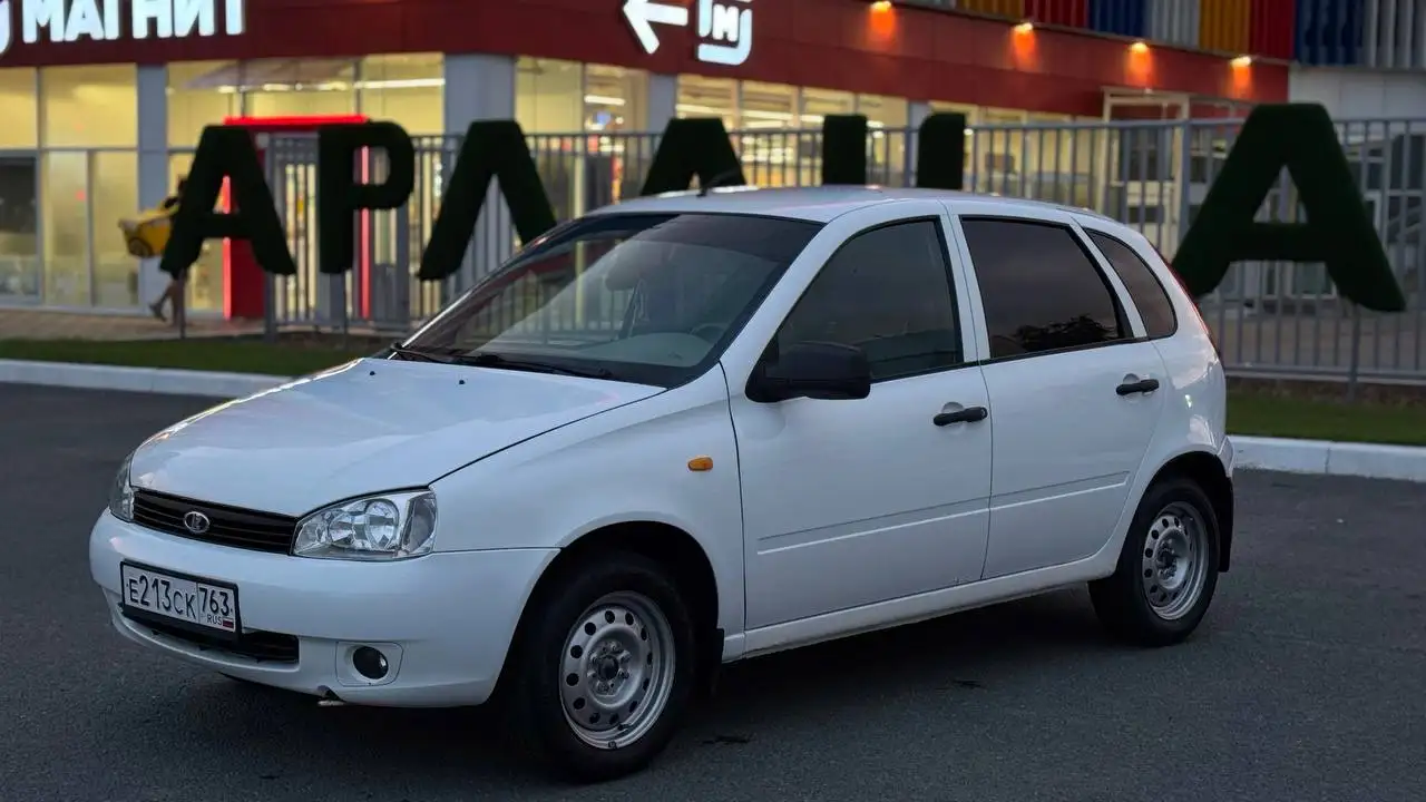 Lada Granta 2011, капитальный двигатель, кондиционер - Легковые автомобили (Авто) в Самара