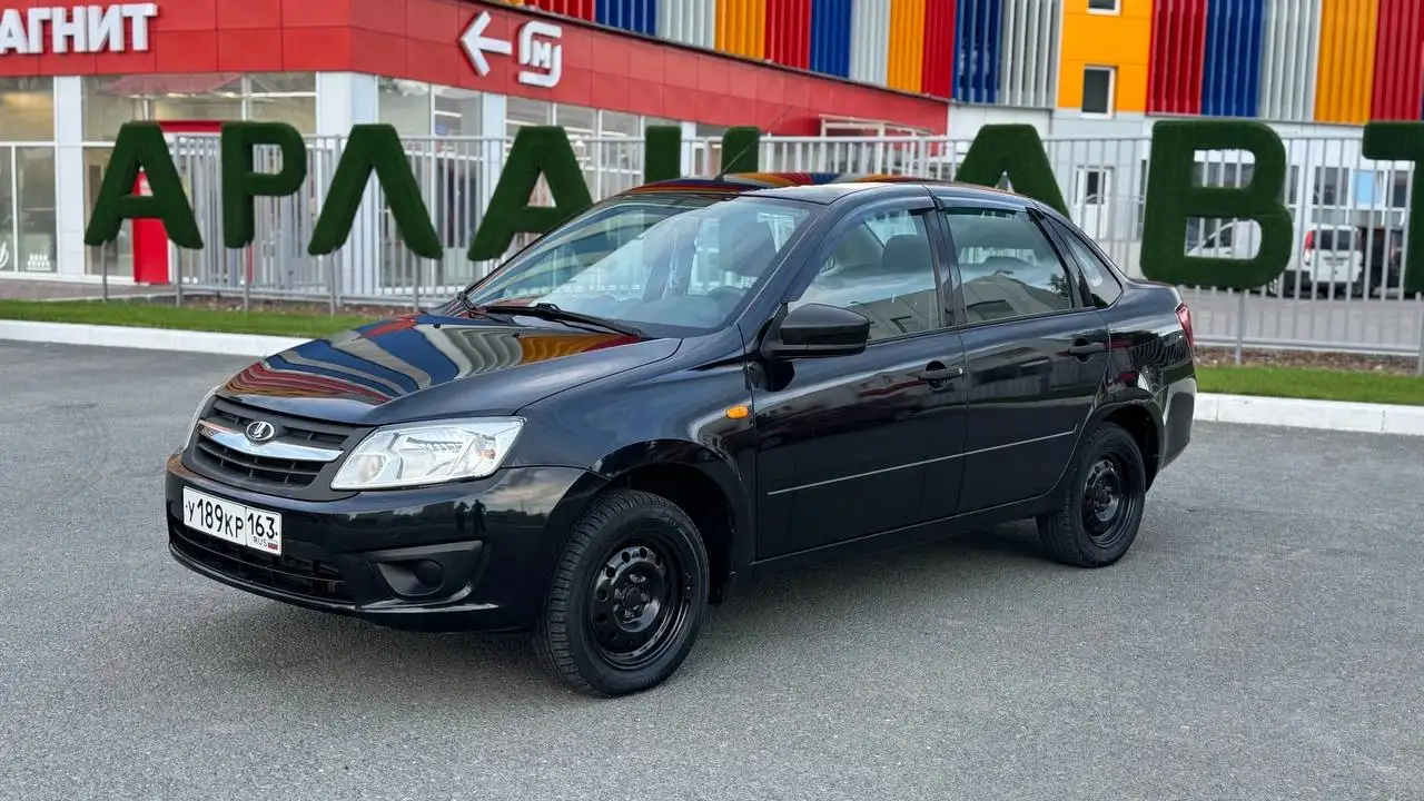Автомобиль 2014 года, пробег 101 000 км - Легковые автомобили (Авто) в Самара