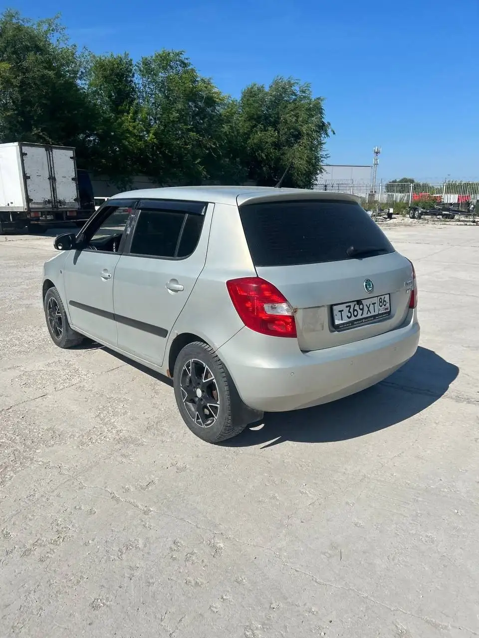 Шкода Фабия автомат 2012 - Легковые автомобили (Авто) в Тольятти