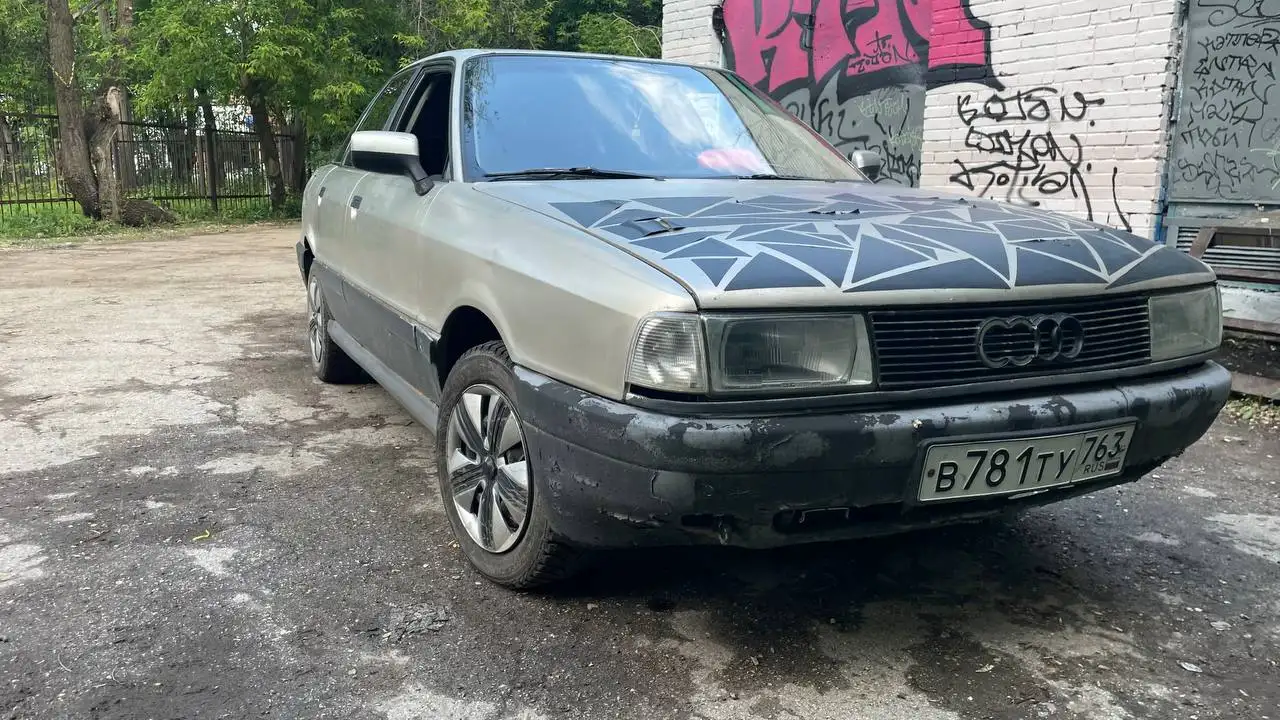Продам Audi 80 (бочка) 1.8, передний привод - Легковые автомобили (Авто) в Самара