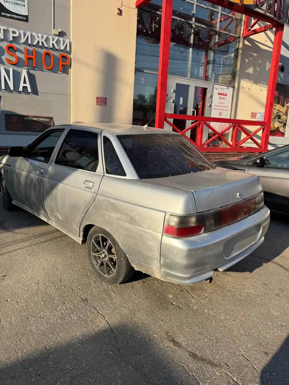 Автомобиль, не гнилой, работает ровно - Легковые автомобили (Авто) в Неизвестно