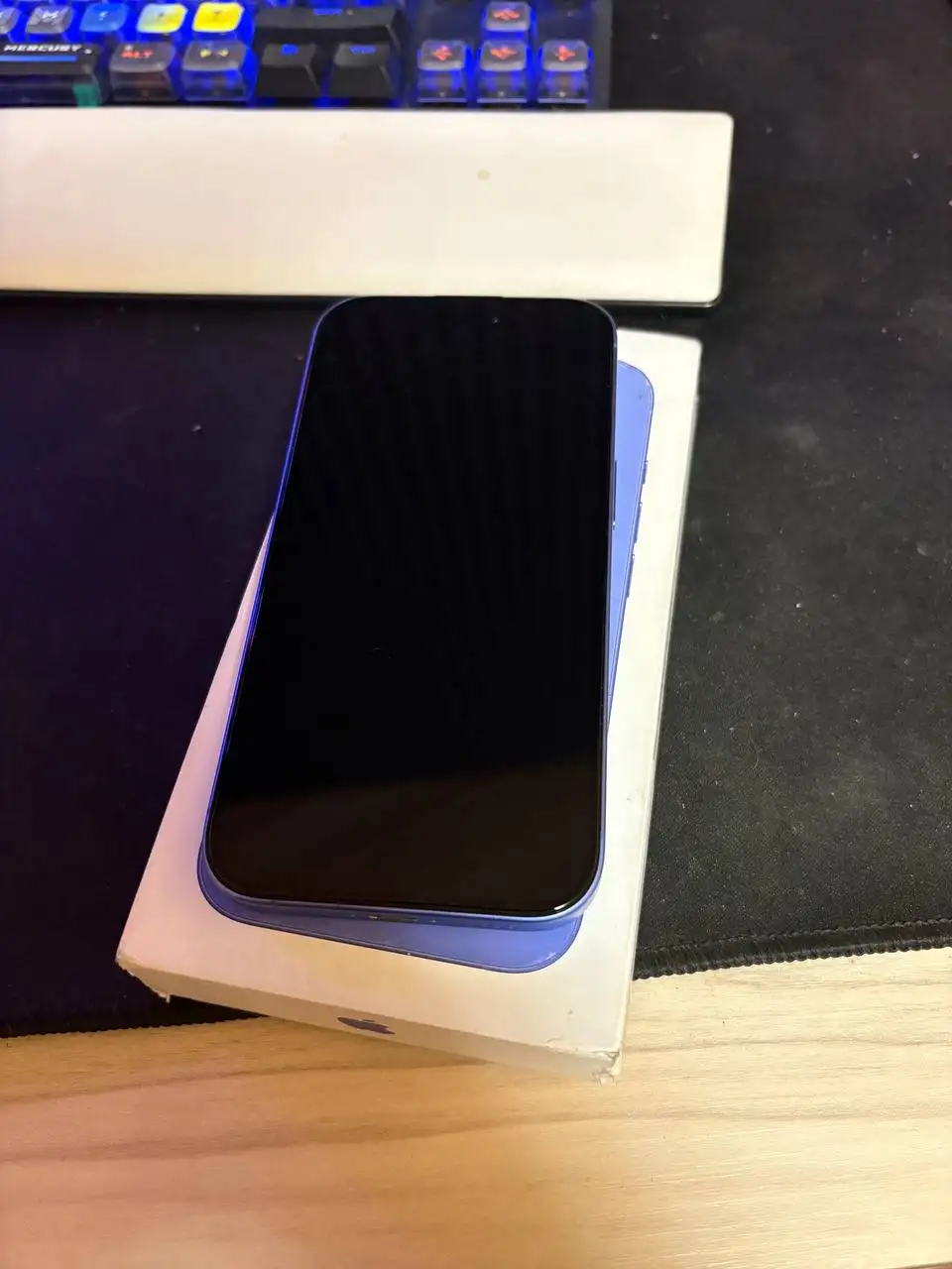 iPhone 16 128GB обмен на ВАЗ от 2008 года - Барахолка в Самара