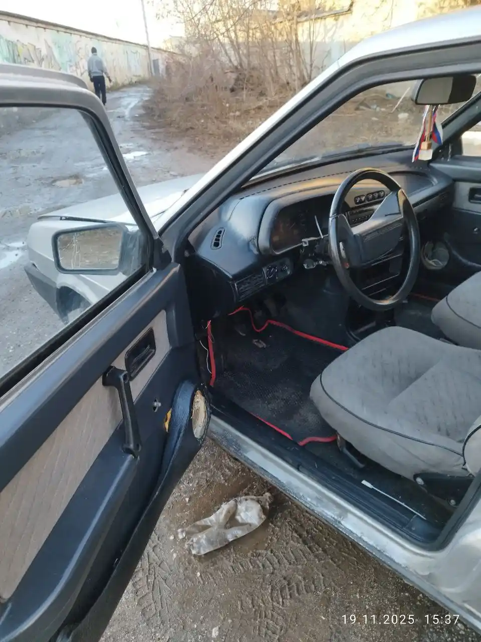 ВАЗ 2199 2004 года выпуска