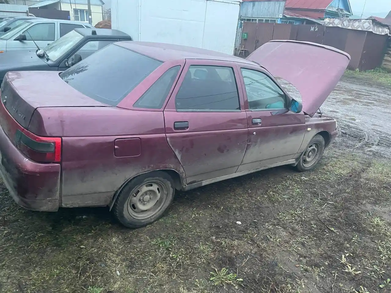 Автомобиль 2005 года на ходу