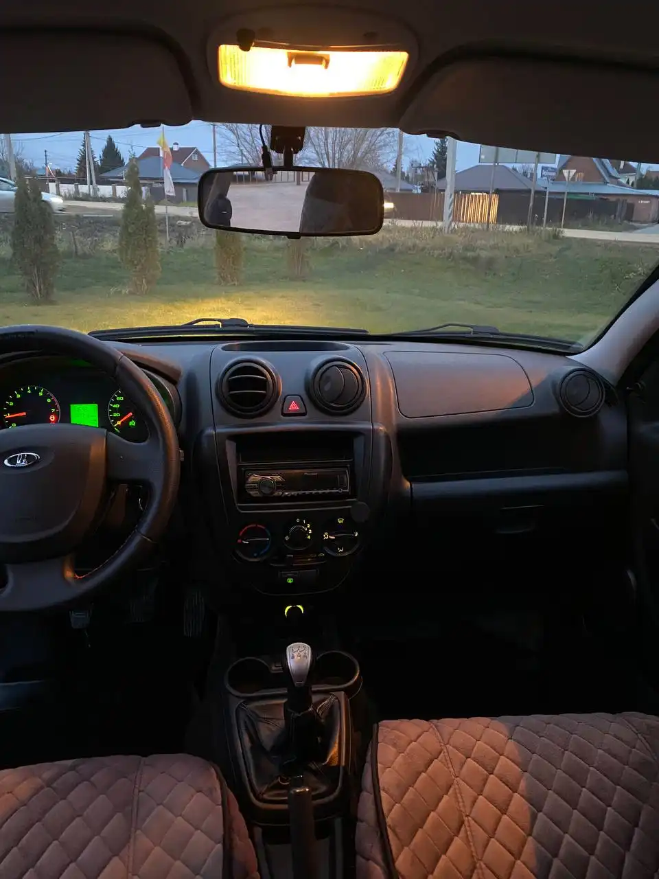 Продам LADA GRANTA 2013 года