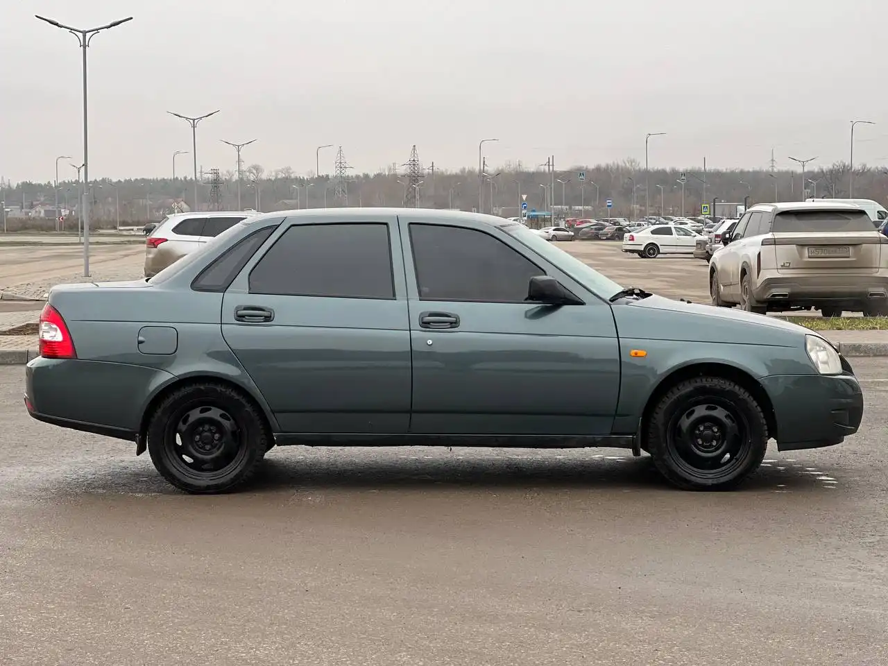 Продажа автомобиля Lada Priora 2011 года