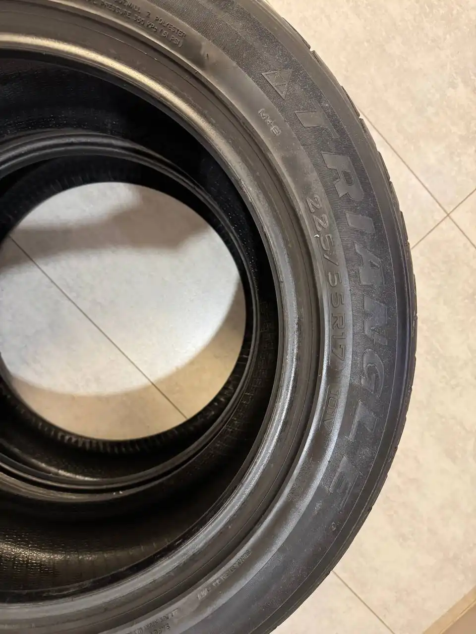 Продажа двух колес R17