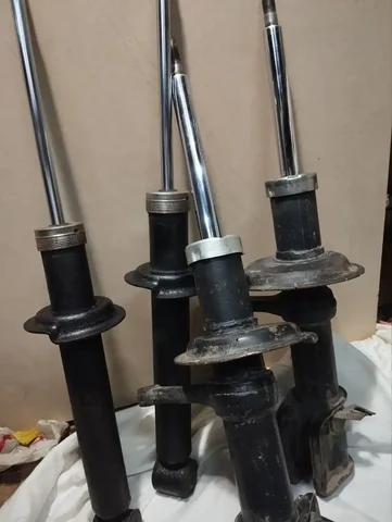 Продам стойки - Запчасти в Самара