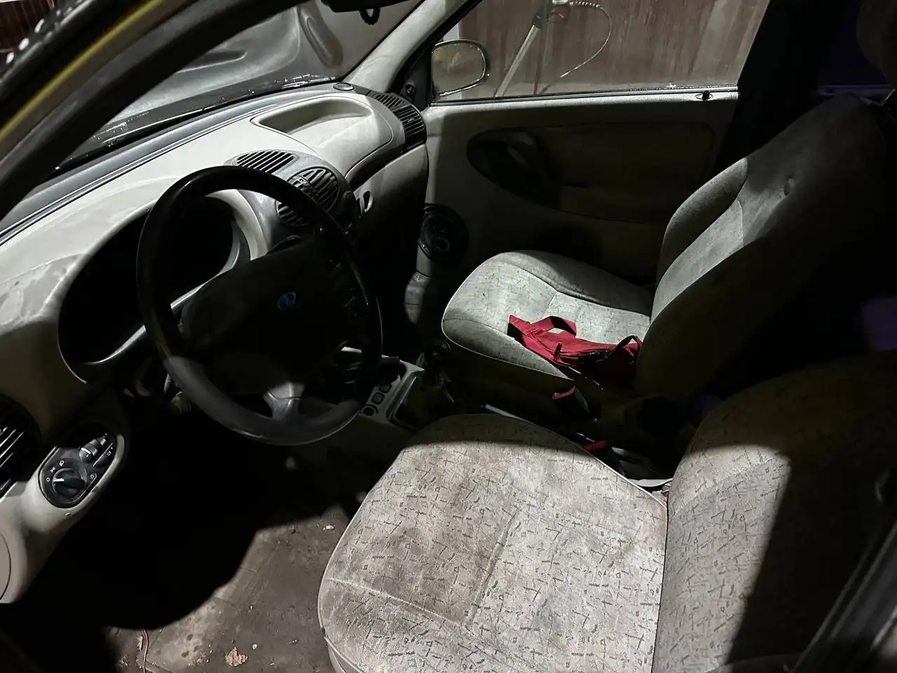 Продажа автомобиля ВАЗ 2108 2008 года