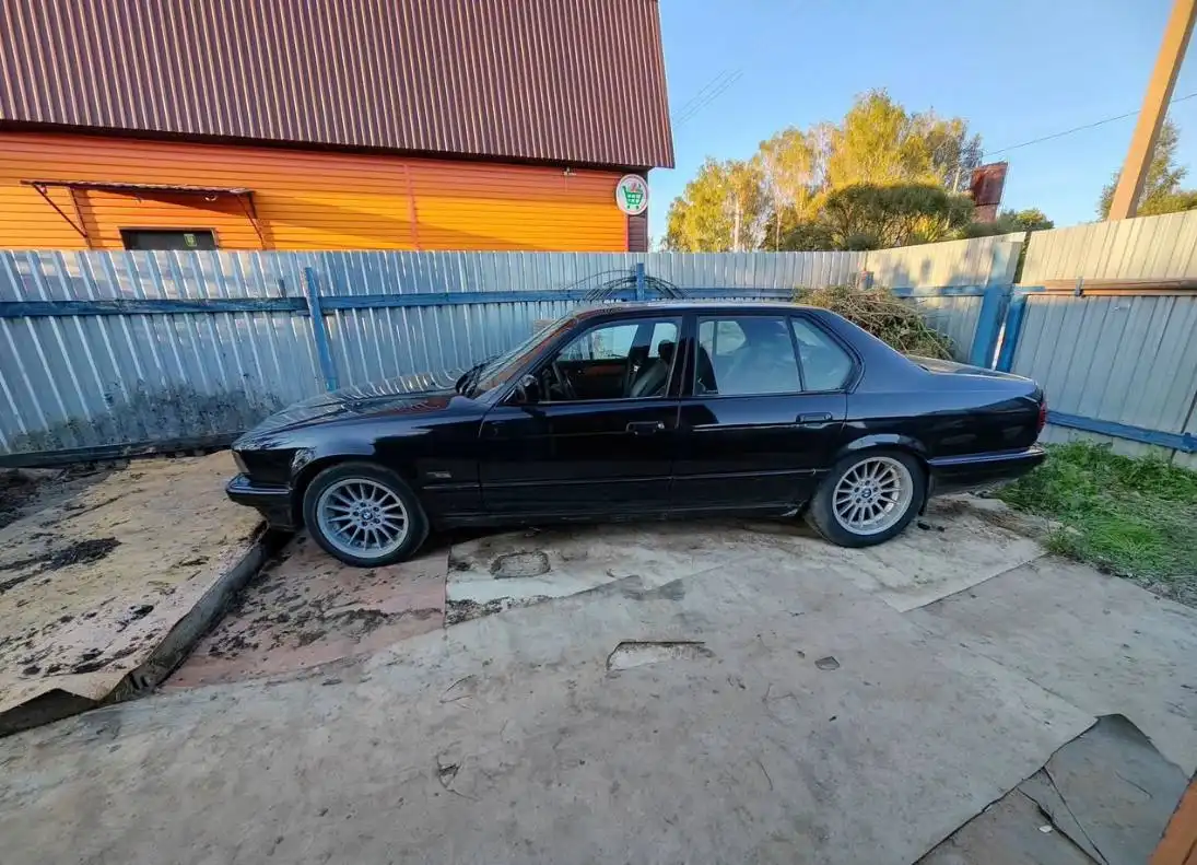 Продажа БМВ Е32 с двигателем m70b50