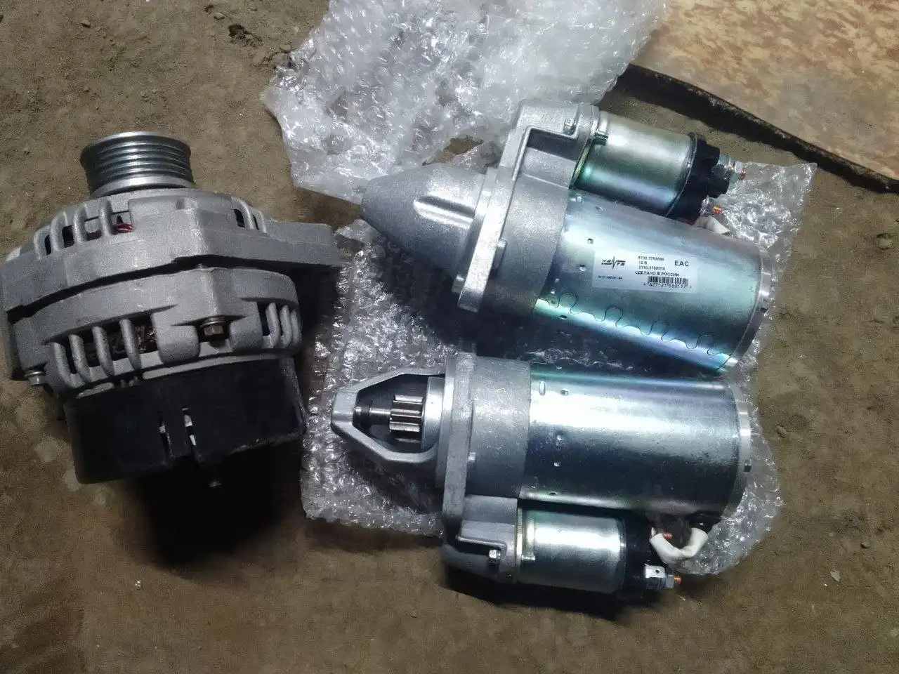 Продажа новых запчастей и зимних колес