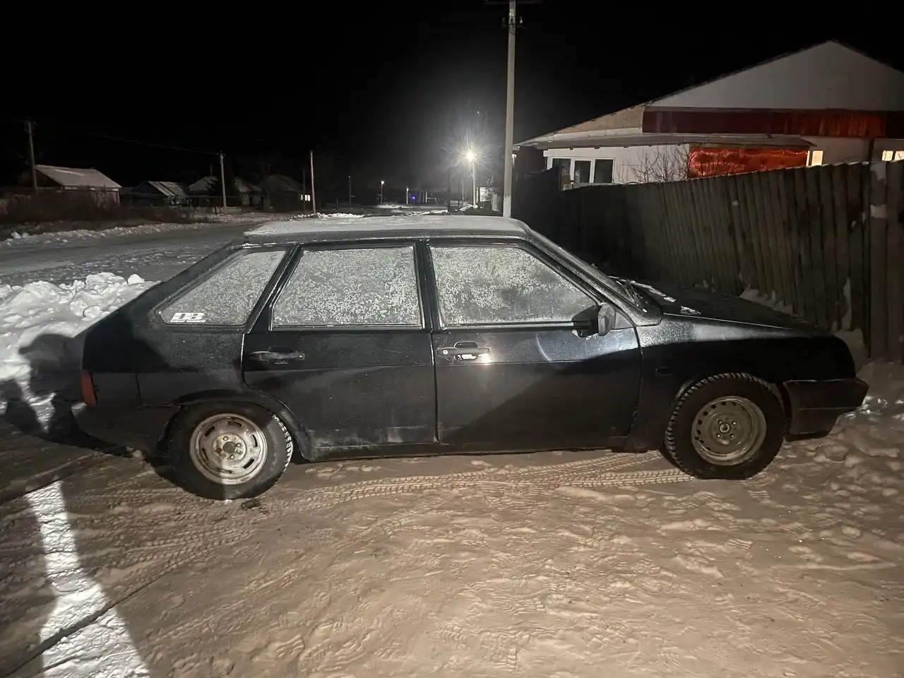 ВАЗ 2109 2 года инжектор, мотор часики коробка без нареканий