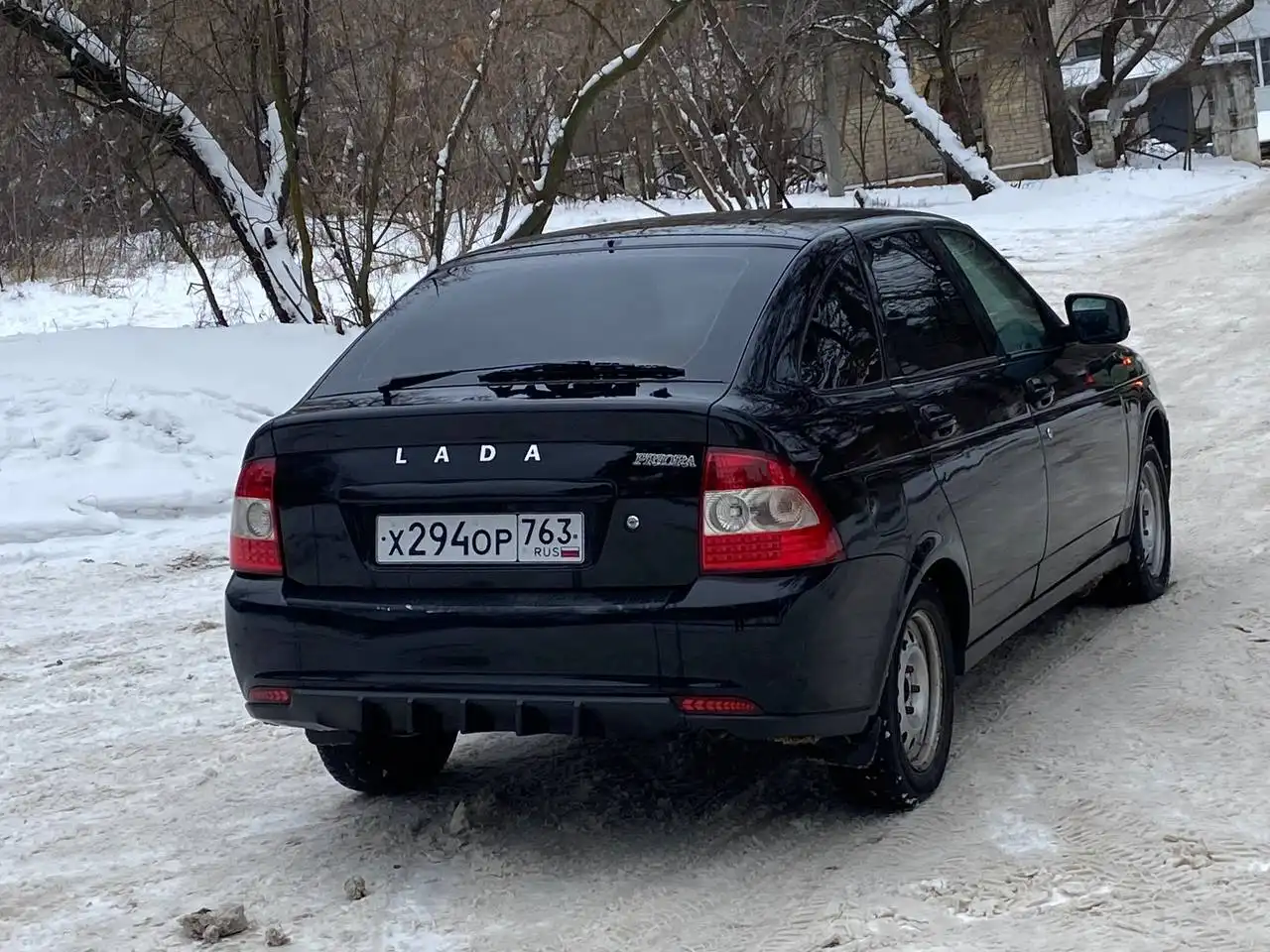 Автомобиль 2012 года в хорошем состоянии