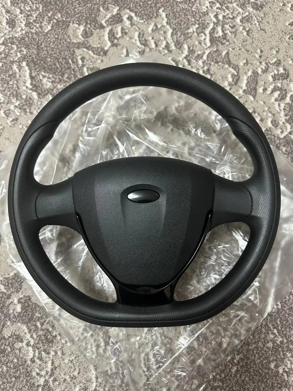 Продажа новых анатомических рулей на ВАЗ, Ниву и Шевроле Ниву