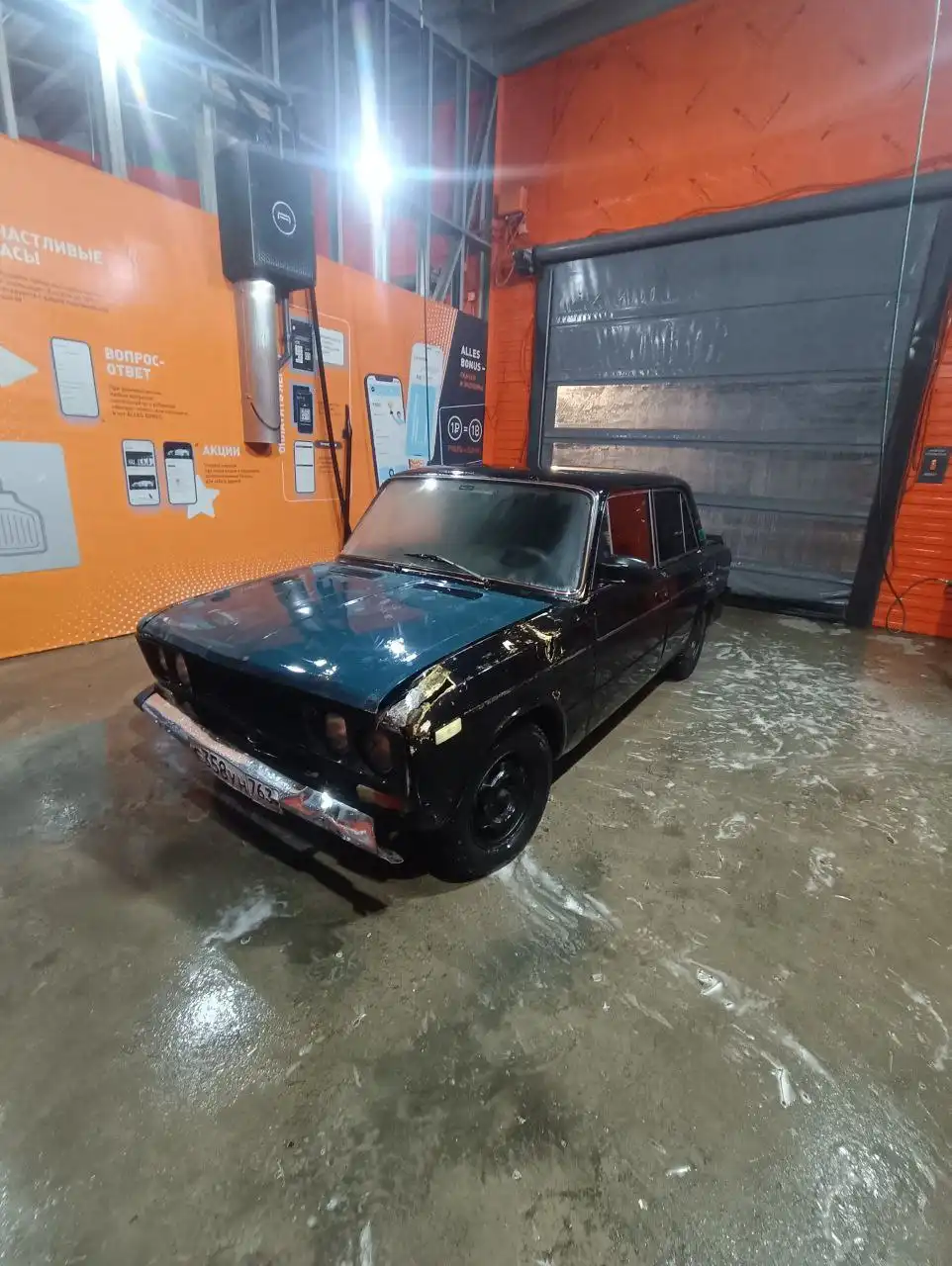 Продажа товара на барахолке в Самаре