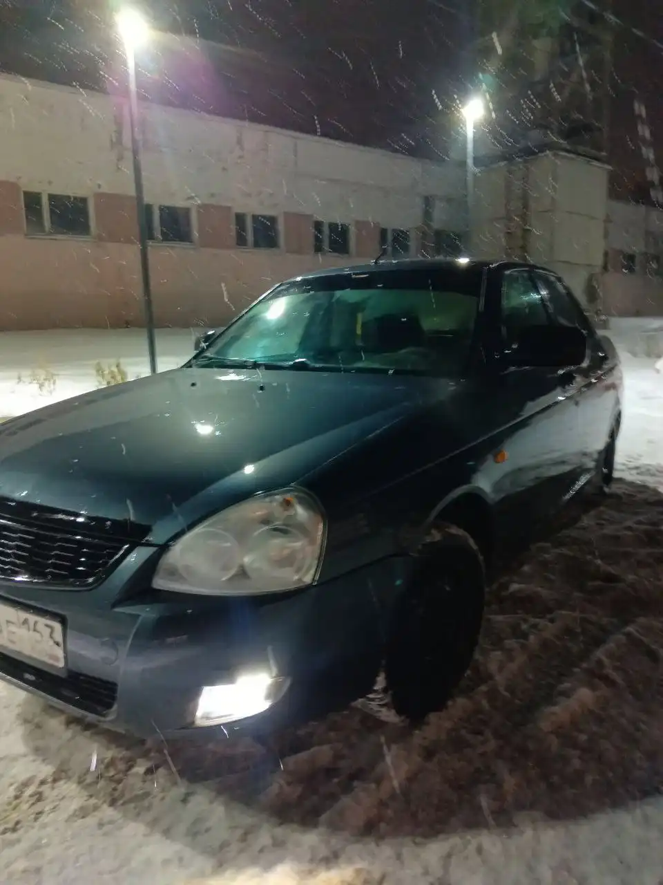 Продажа автомобиля Лада Приора 2013 года