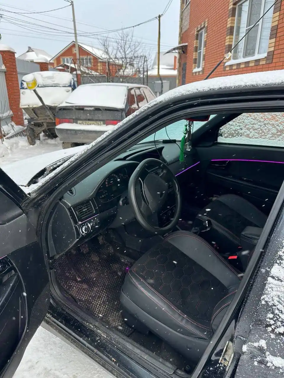 Продам машину с полным ремонтом и запчастями - Авто в Самара