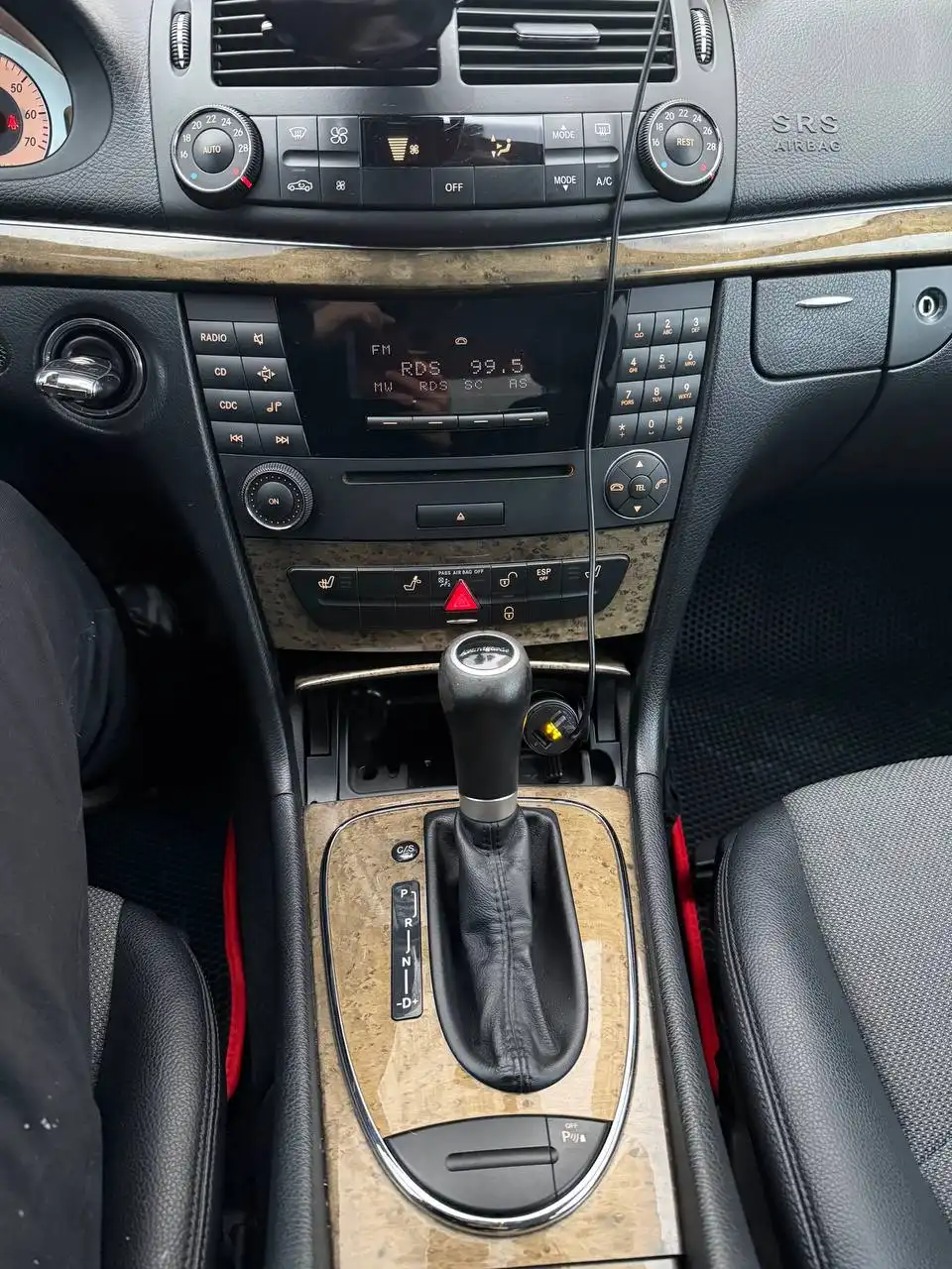 Mercedes-Benz E230 2007 года