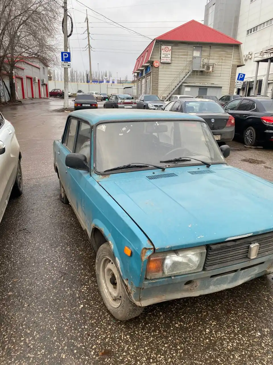 Продажа автомобиля 2003 года с документами и запчастями