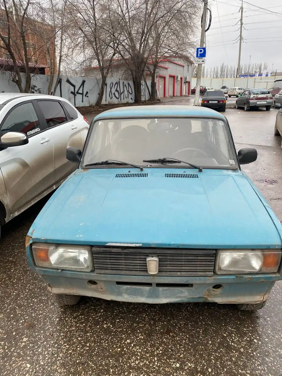 Продажа автомобиля 2003 года с документами и запчастями