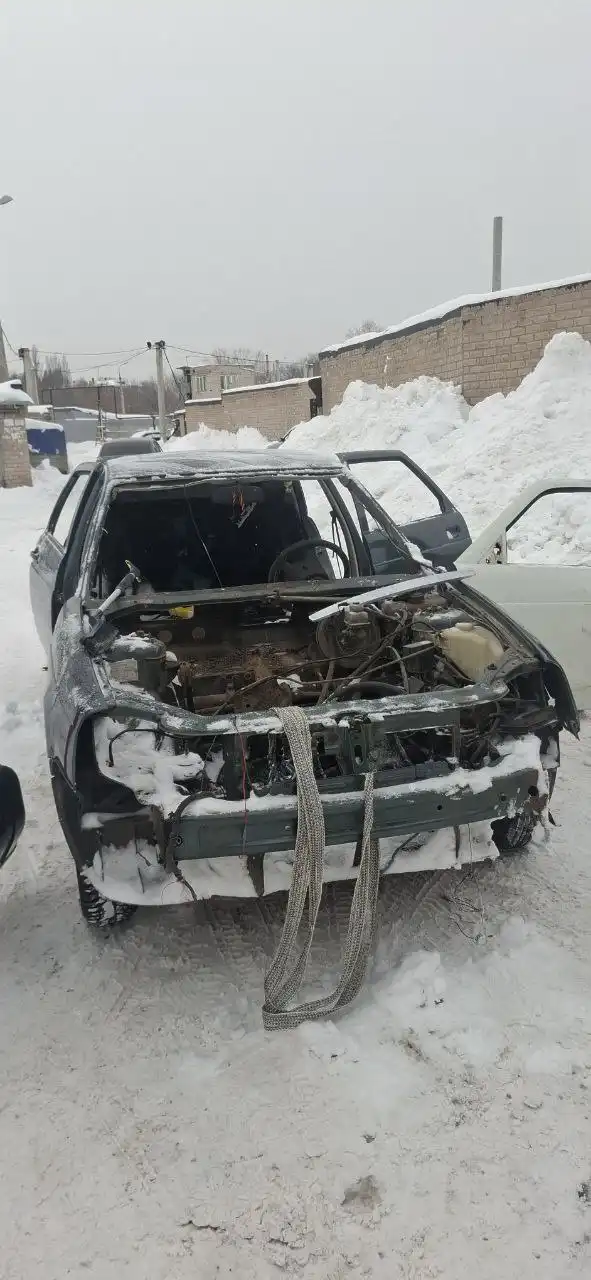 Разборка и запчасти от Lada Priora 2009 года