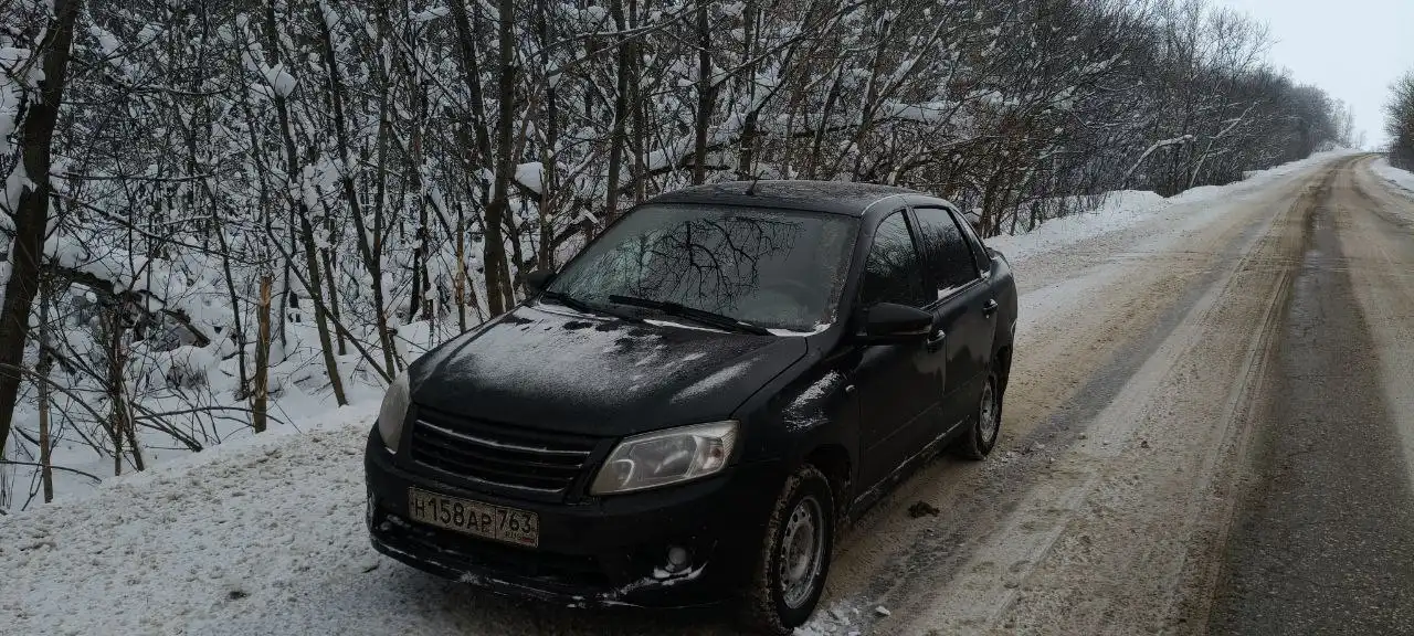 Продам ВАЗ 2190 Гранта 2014 года - Легковые автомобили (Авто) в Самара
