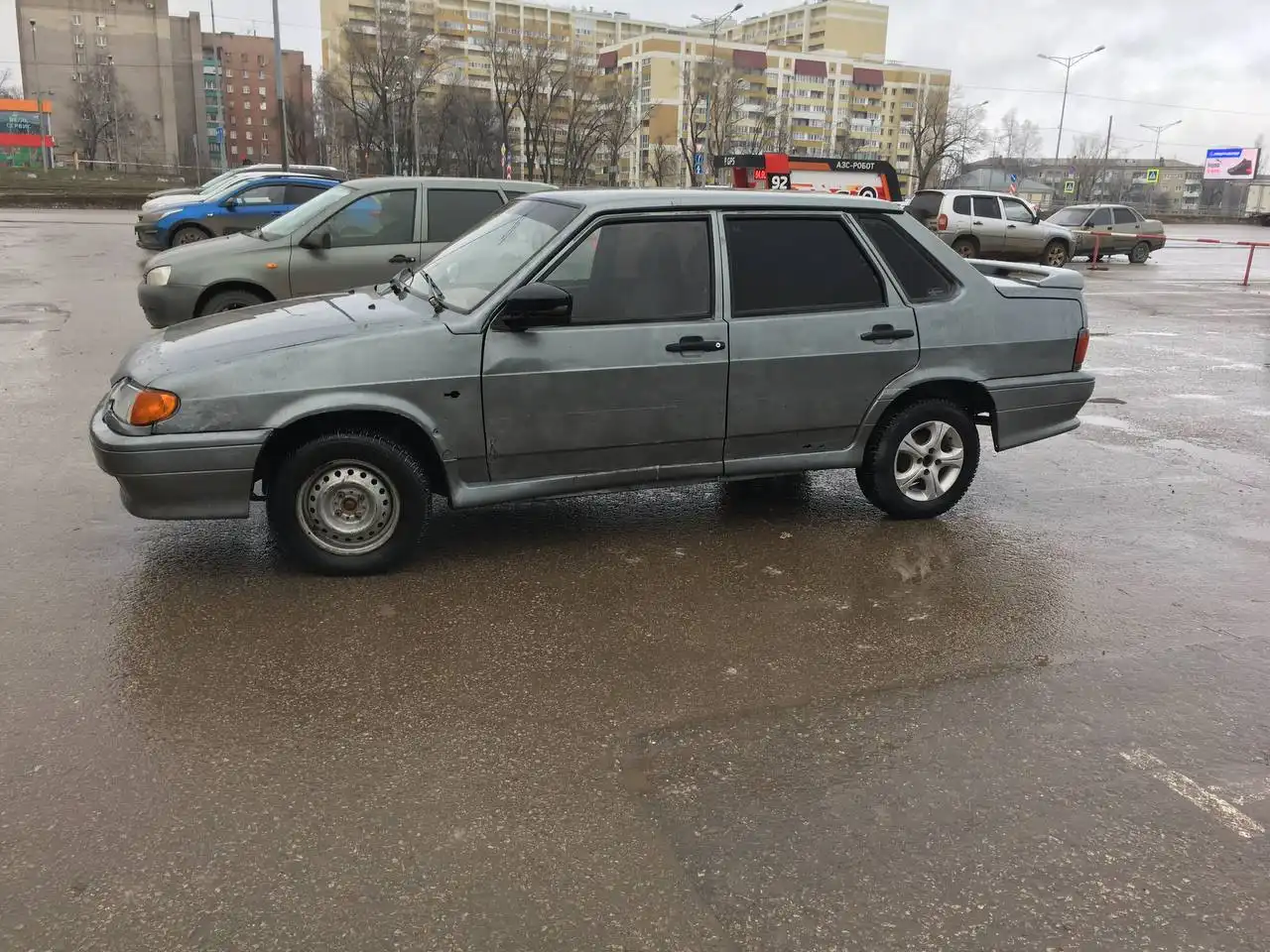 Автомобиль с торгом у капота - Легковые автомобили (Авто) в Самара