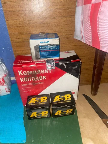 Продам запчасти на ВАЗ 2107 в Тольятти - Запчасти в Тольятти