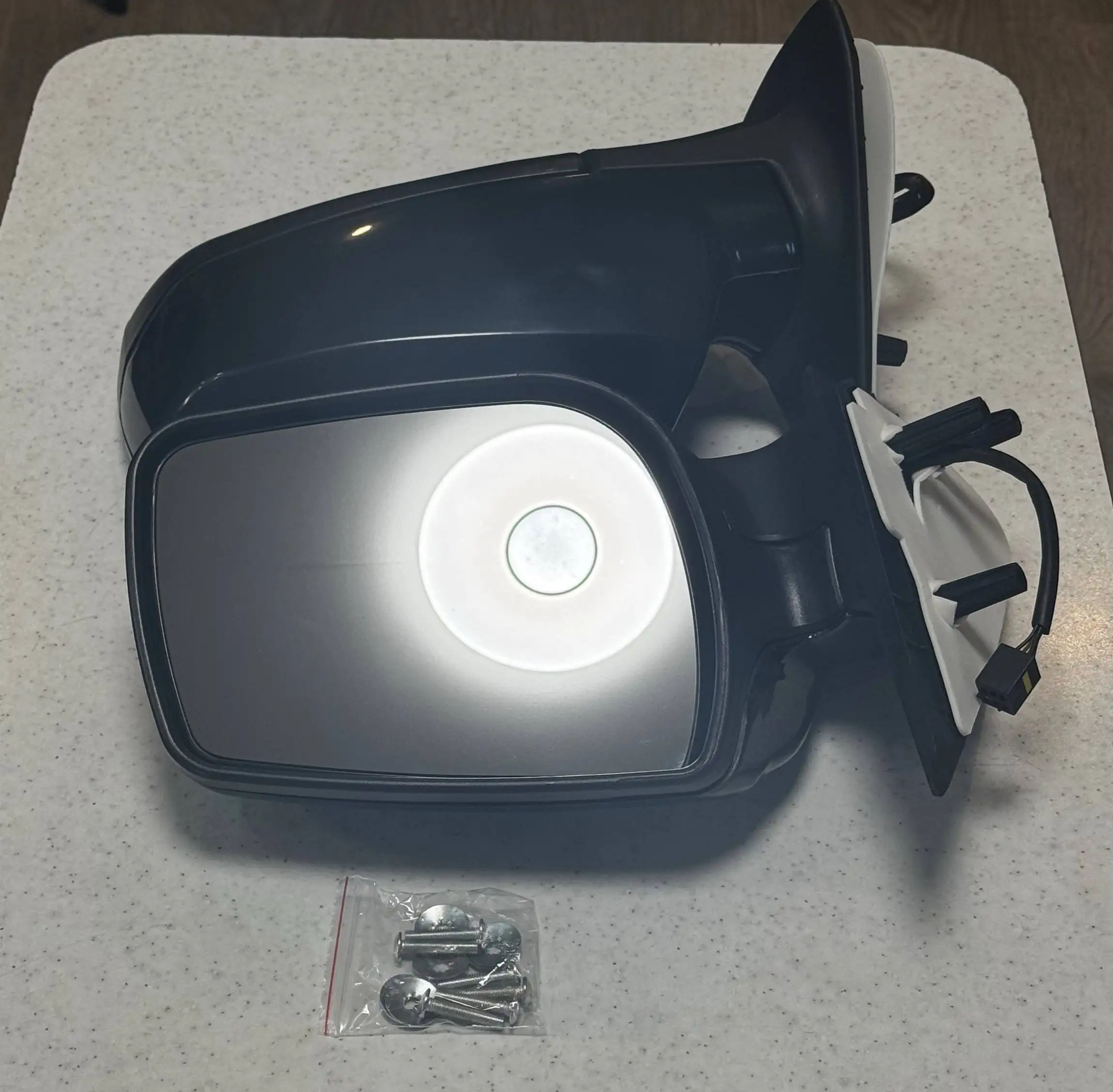 Продажа зеркал, фар и надфарников на автомобили Lada - Автомобильные зеркала и фары (Запчасти) в Самара