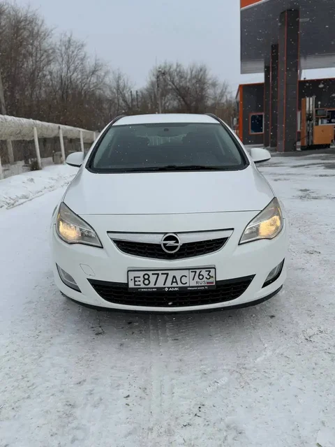 Продажа Opel Astra J 2011 года - частное объявление в Самара