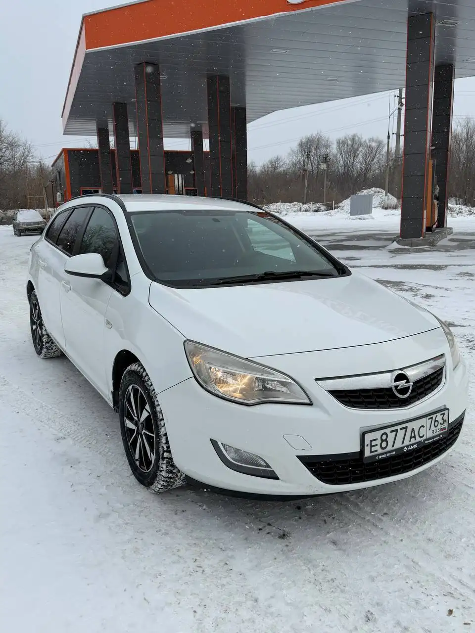 Продажа Opel Astra J 2011 года - Авто в Самара