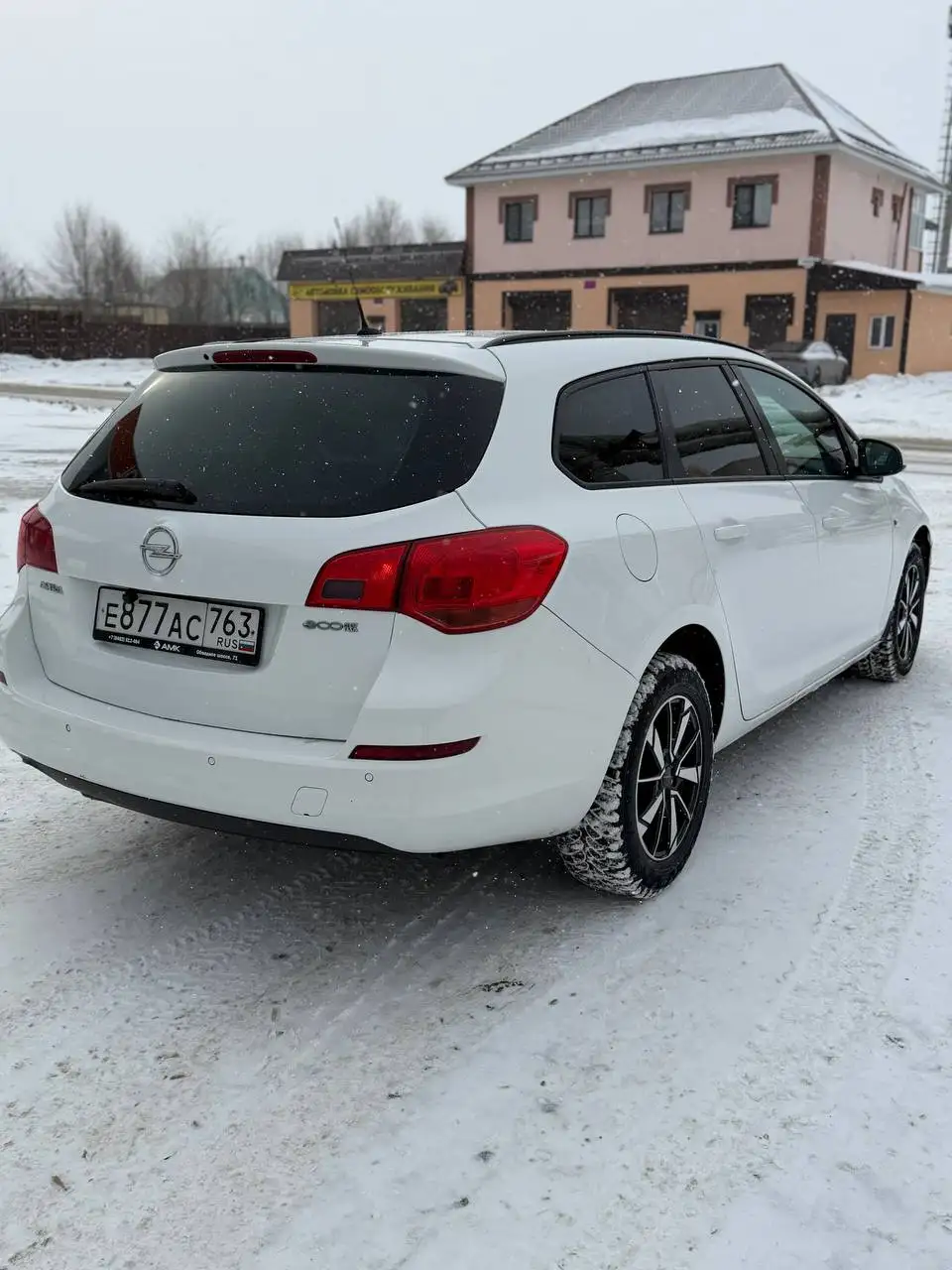 Продажа Opel Astra J 2011 года - Авто в Самара