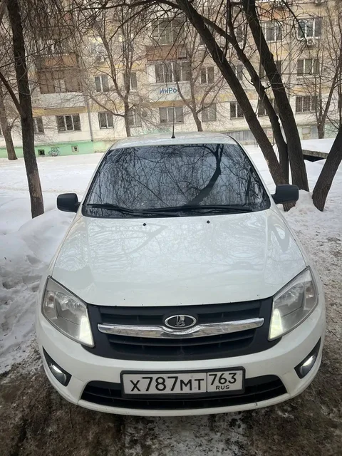 Продажа Лада Гранта 2015 года - null в Самара