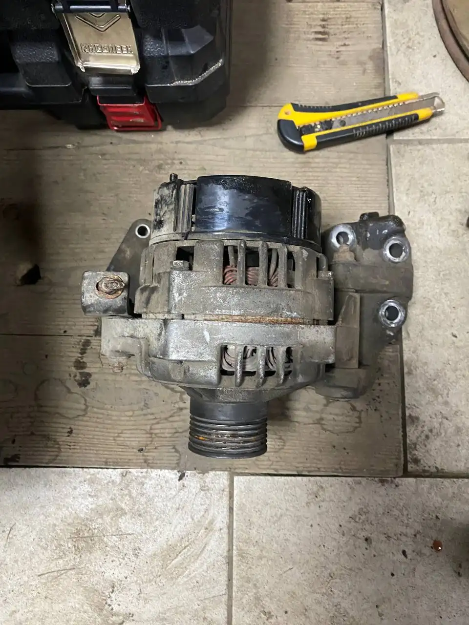 Продажа запчастей для автомобилей - Автомобильные запчасти (Запчасти) в Самара