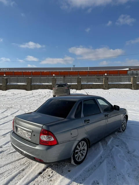 Продается Lada Priora 2011 года - Автомобили с пробегом в Тольятти
