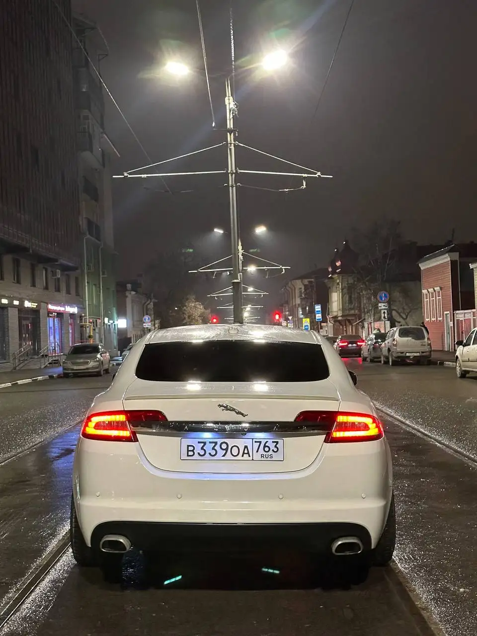 Ягуар XF 2010 года на дизельном двигателе 3.0 л - Легковые автомобили (Авто) в Самара