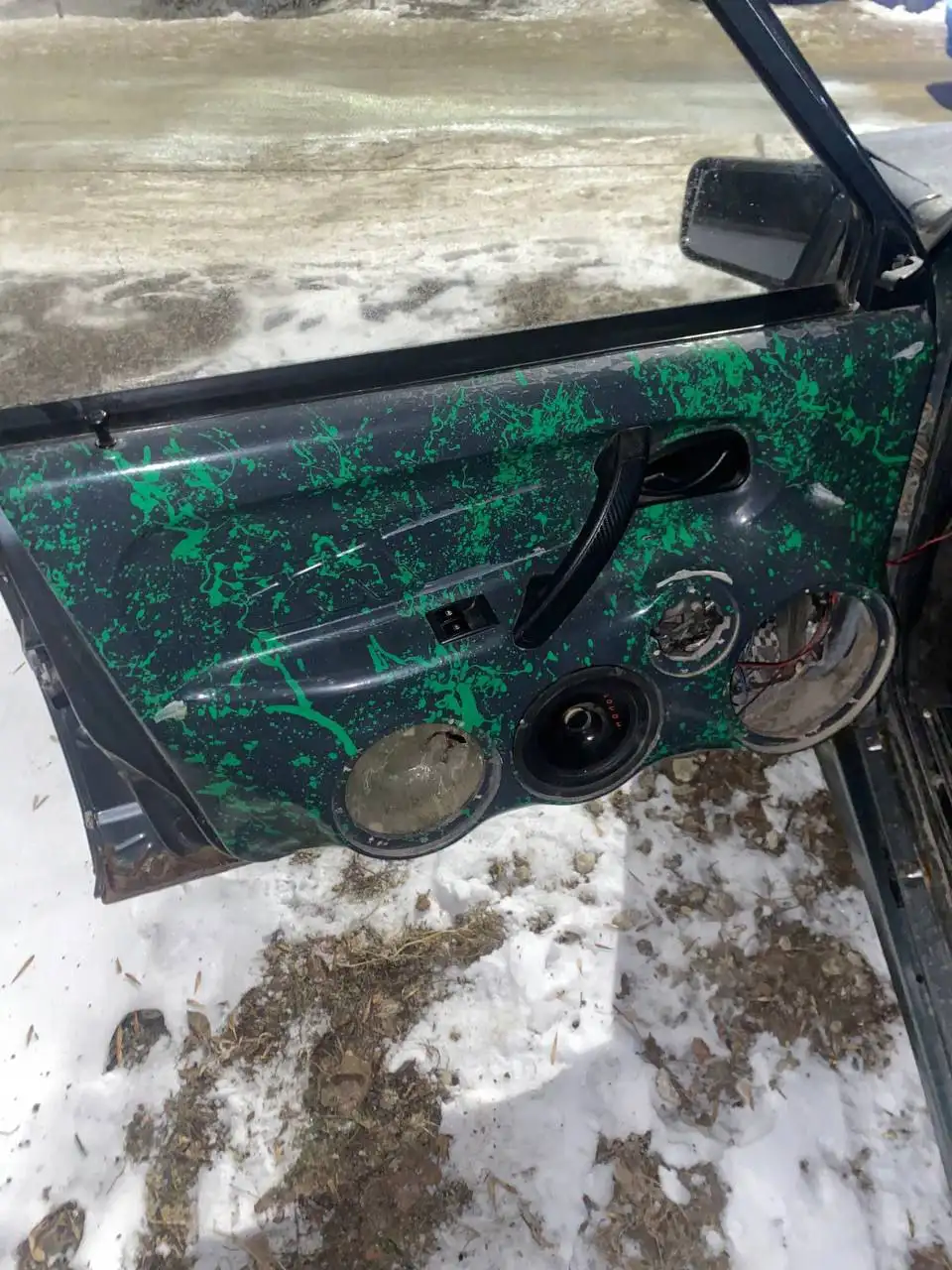 Продажа дверных карт для ВАЗ 2115, 2114, 2109 - Автозапчасти для ВАЗ (Запчасти) в Самара