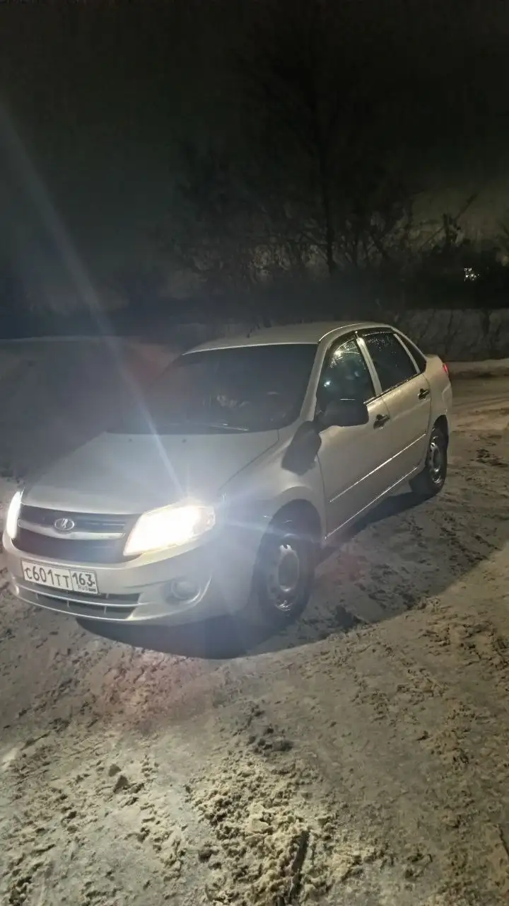 Продажа Лада Гранта 2013 года с АКПП - Легковые автомобили (Авто) в Самара