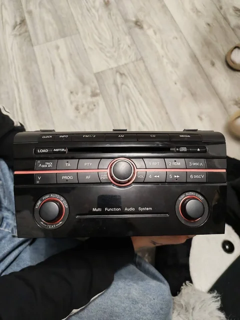 Продам магнитолу на Мазду 3 - Электротехническое оборудование в Самара