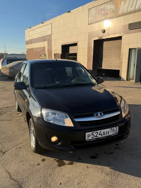 Lada Granta 2013 года - Грузовики и фургоны в Самара
