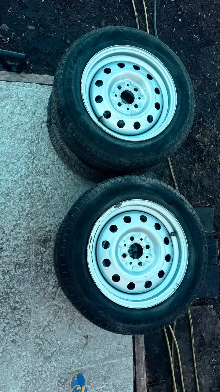 Комплект автомобильных запчастей - Автомобильные запчасти (Запчасти) в Самара