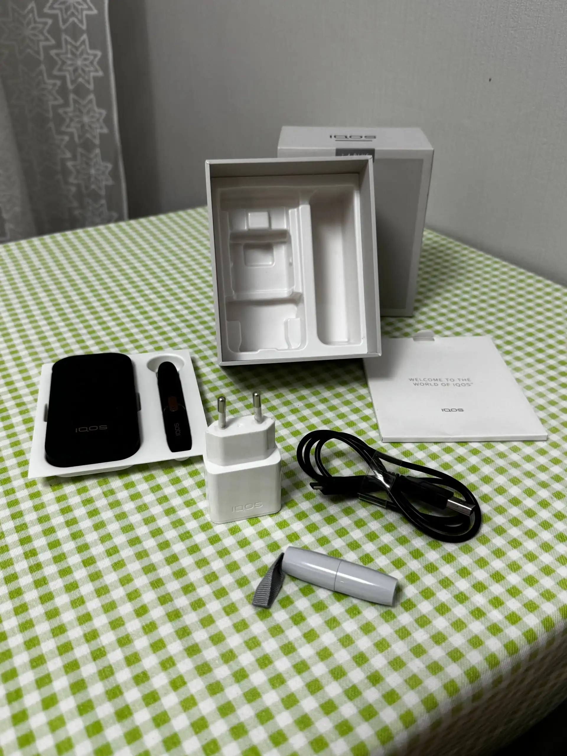 Продажа б/у комплекта IQOS 2.4 Plus