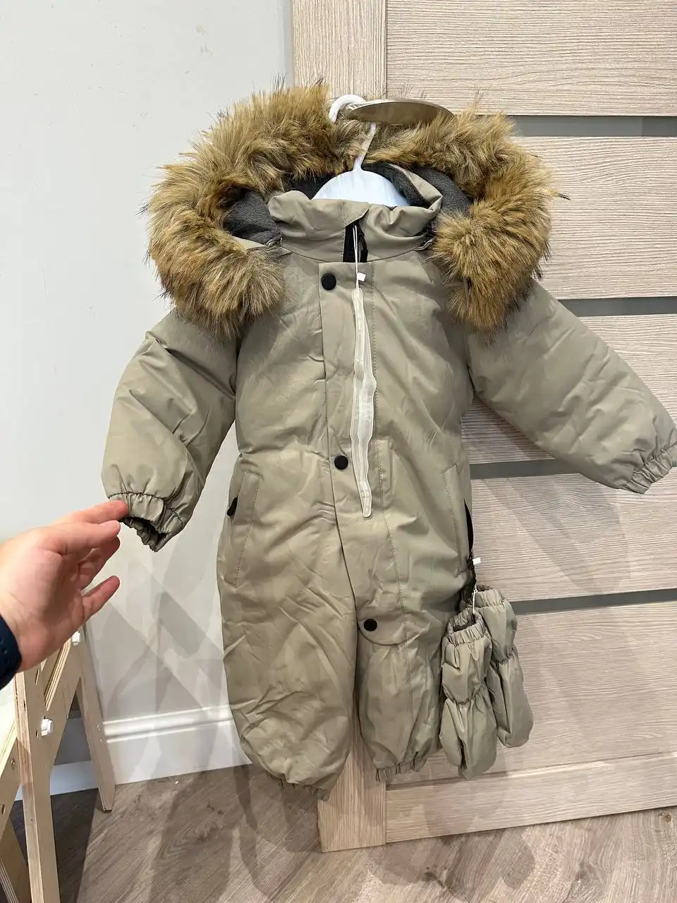 Зимний комбинезон последний размер