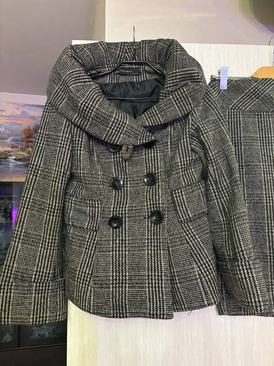 Продажа одежды и рамок