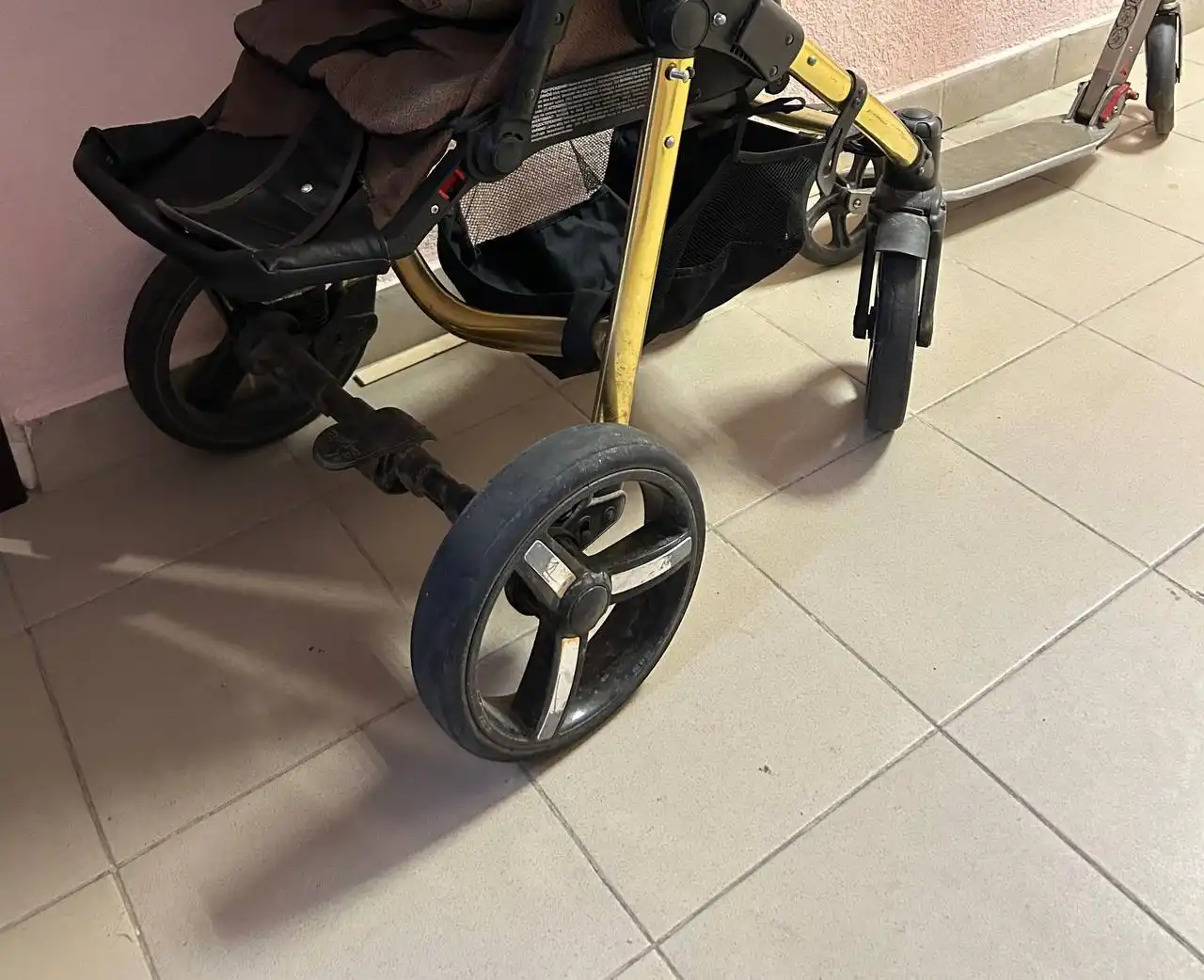 Коляска Mr Sandman с гелевыми колесами