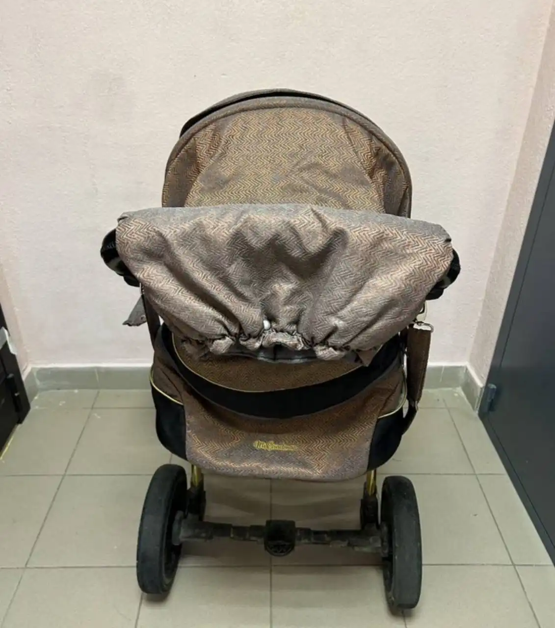 Коляска Mr Sandman с гелевыми колесами