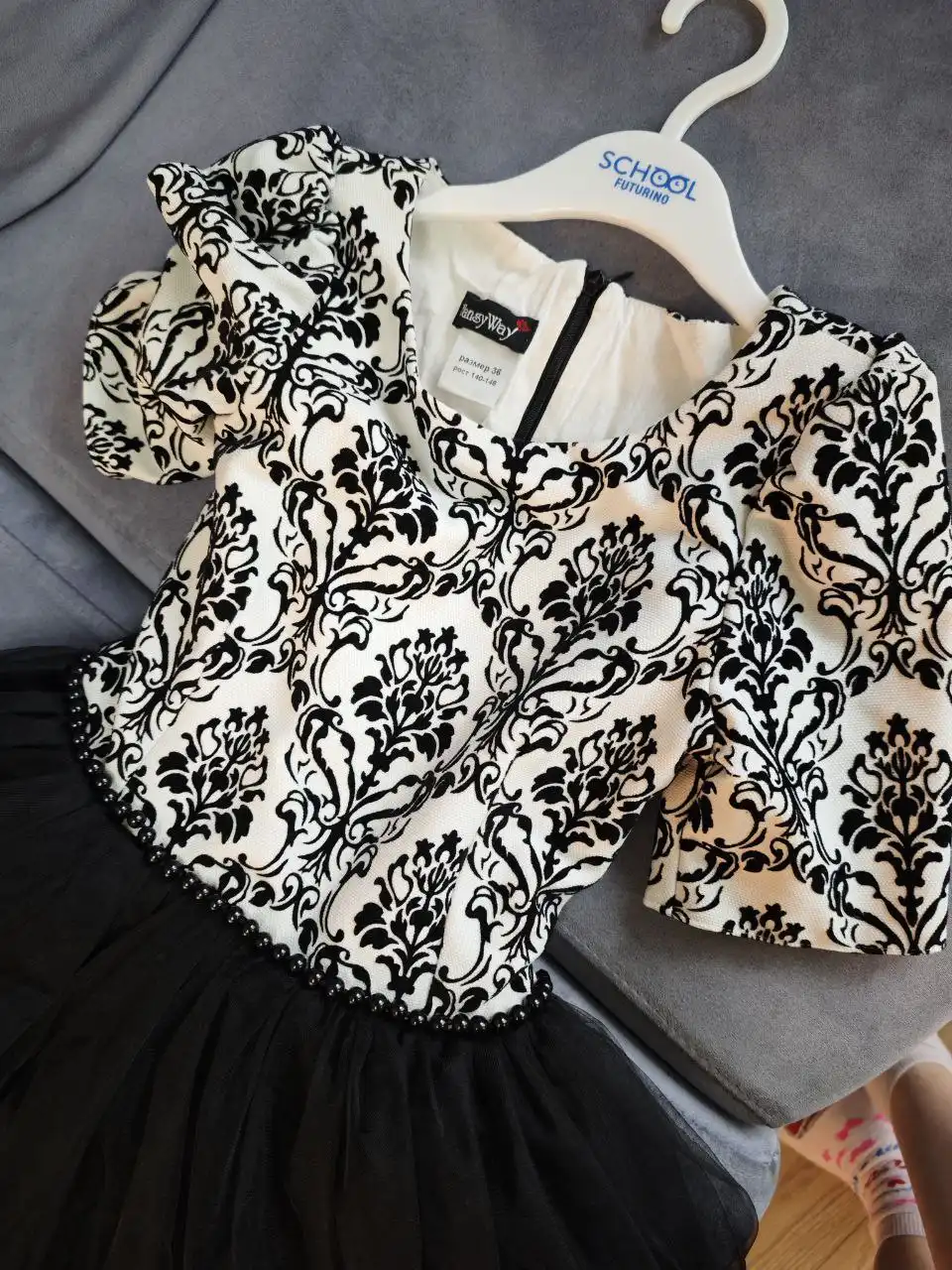 Праздничное детское платье на рост 140-146