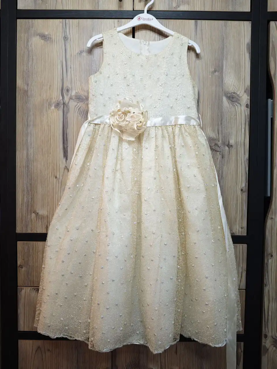 Праздничное детское платье на рост 140-146