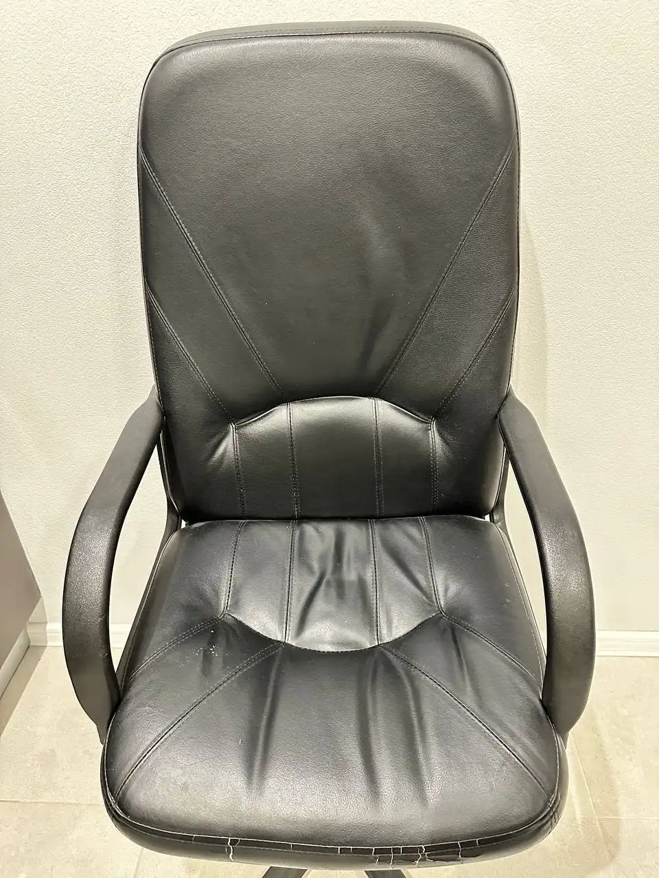 Компьютерное кресло б/у