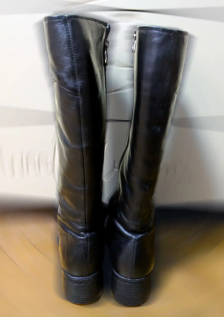 Продажа зимних сапог Funuo из натуральной кожи с мехом